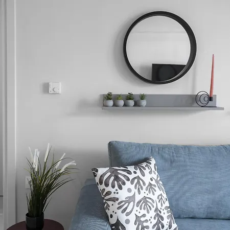 Damon's - 2 Bedrooms * سالونيك