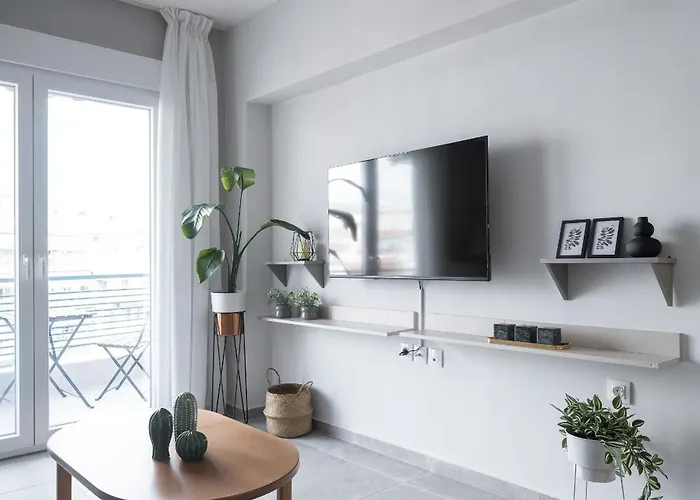Damon's - 2 Bedrooms
